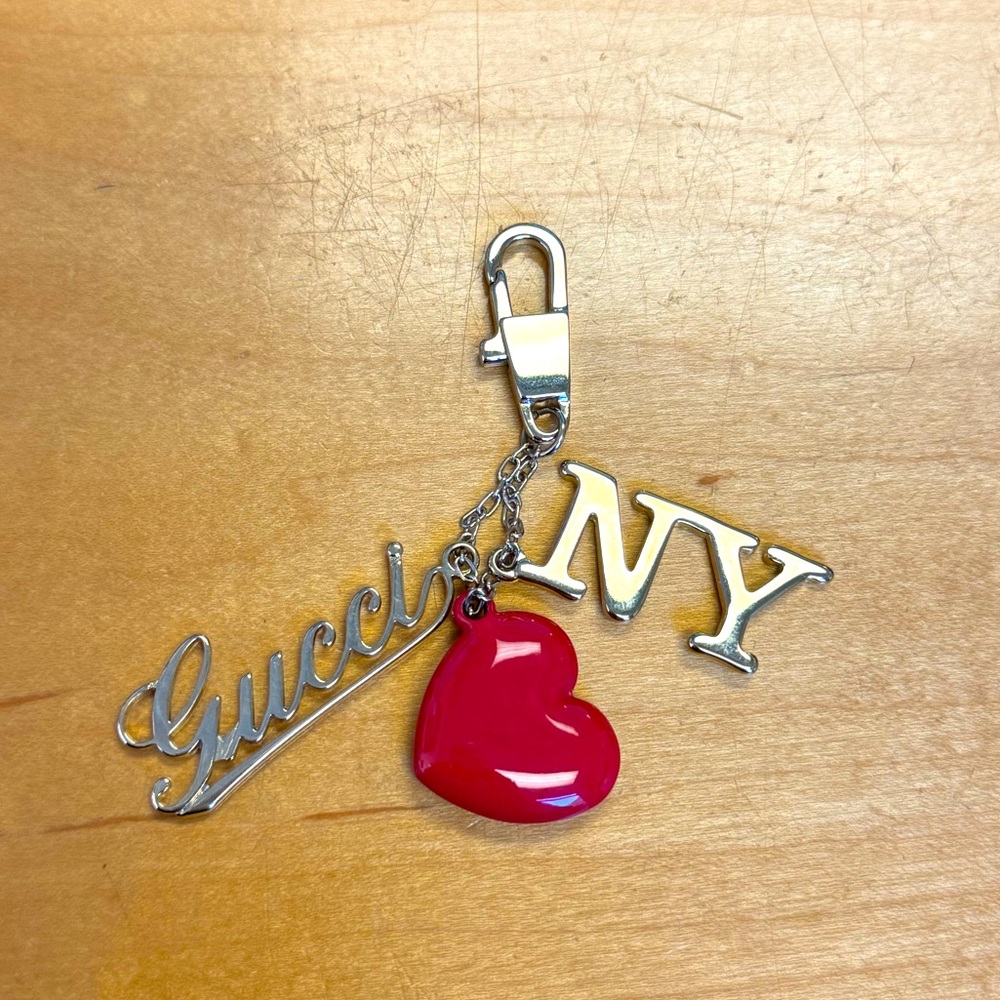 Gucci I Love New York keychain charm - 100% authentic